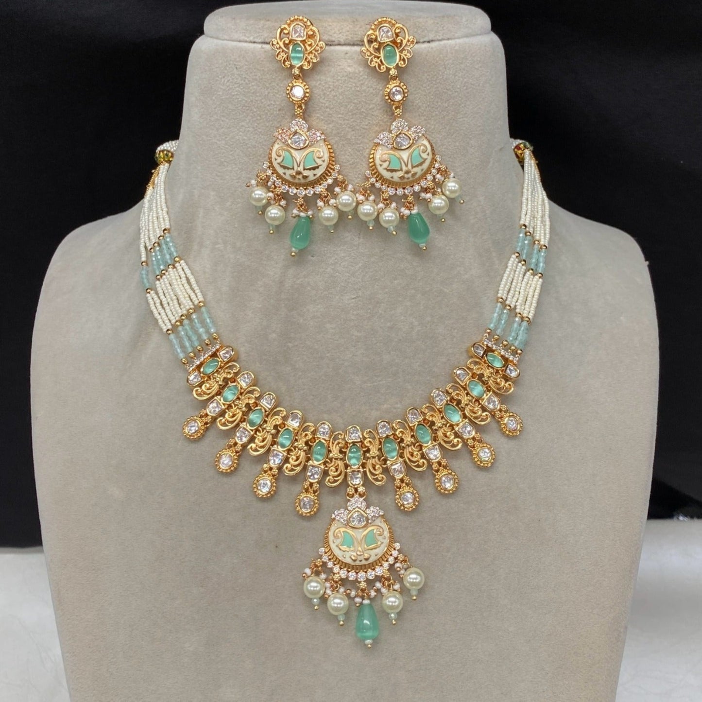 Necklace Set