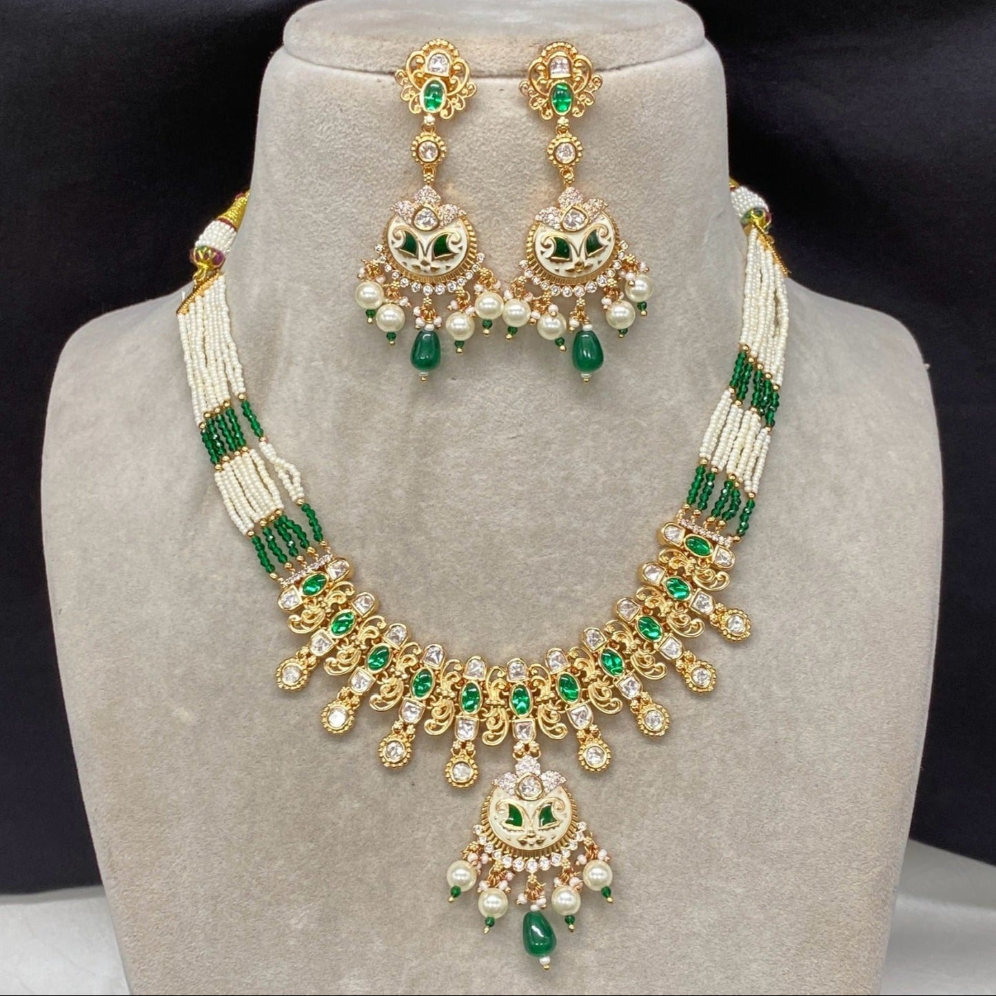 Necklace Set