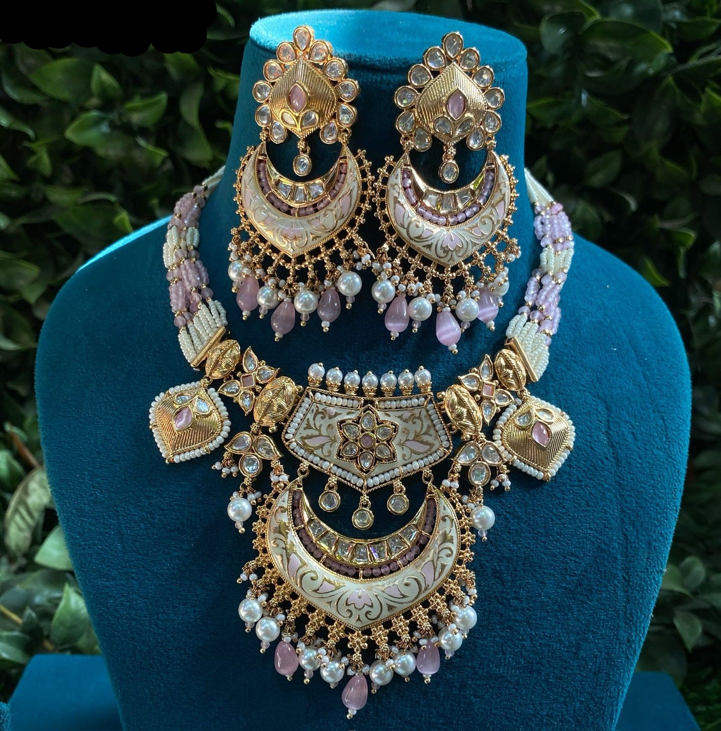 Necklace Set