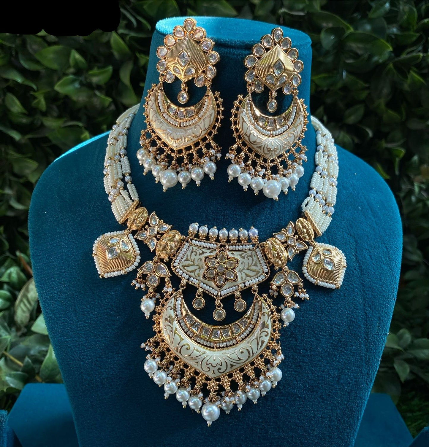 Necklace Set