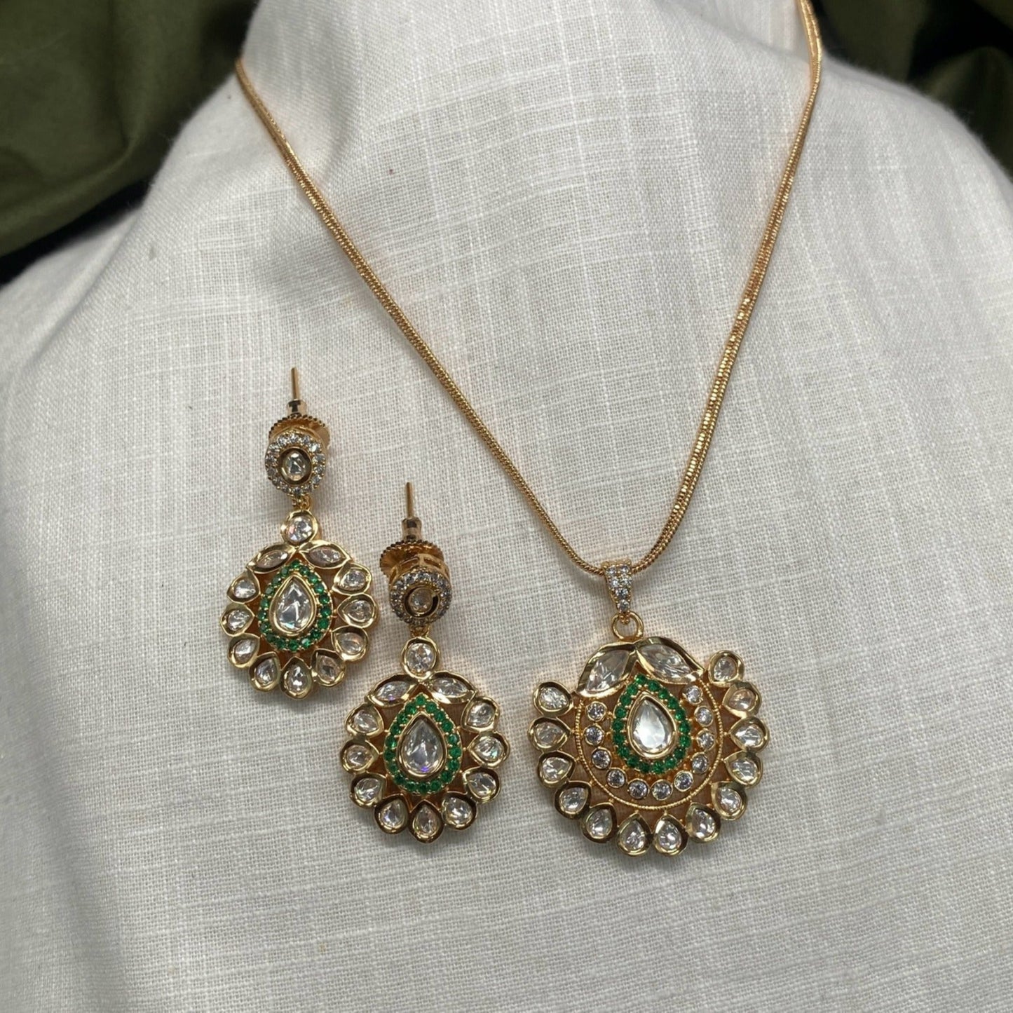 Necklace Set