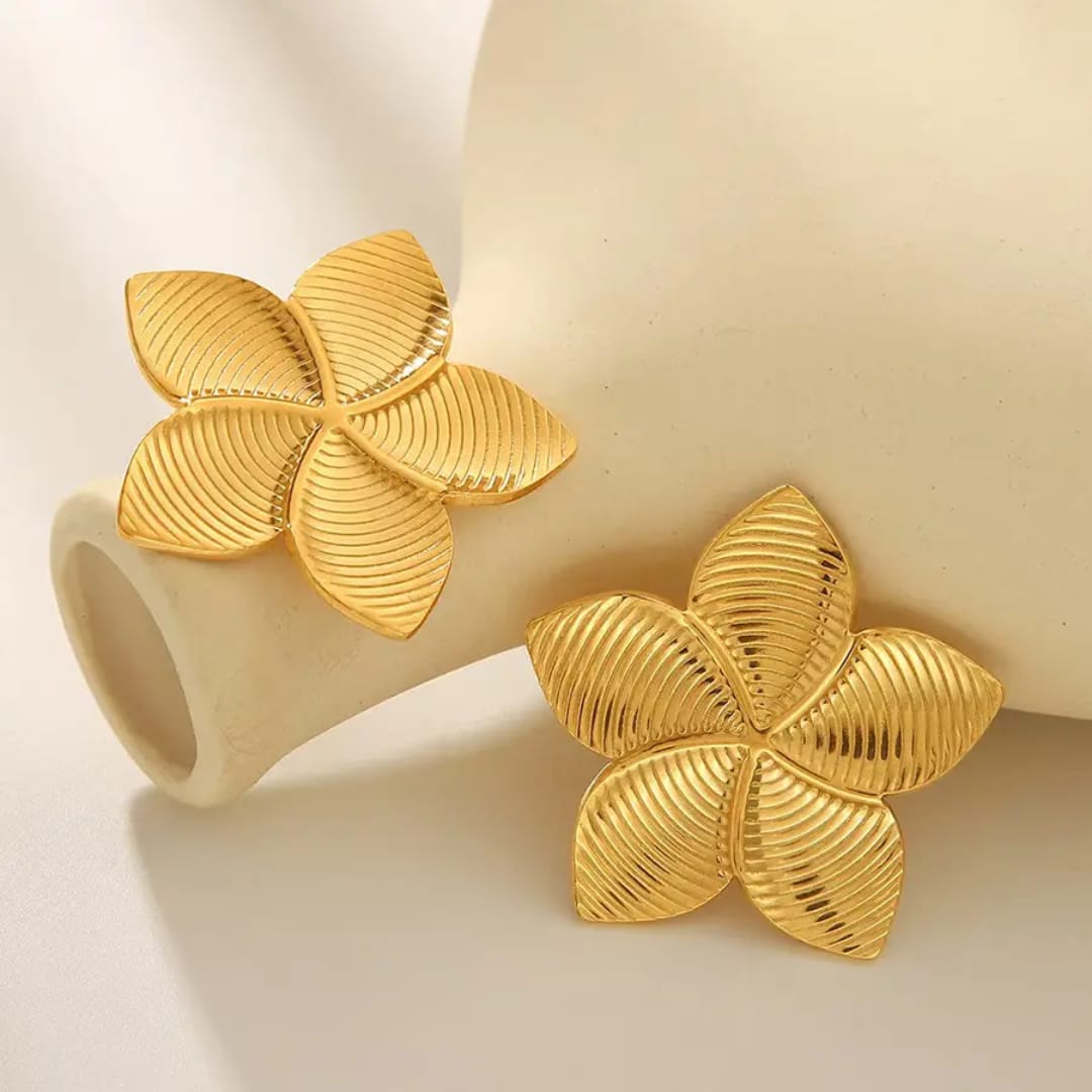 Flower Shape Earring