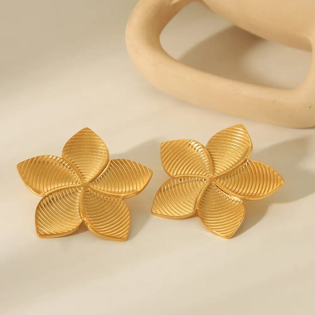 Flower Shape Earring