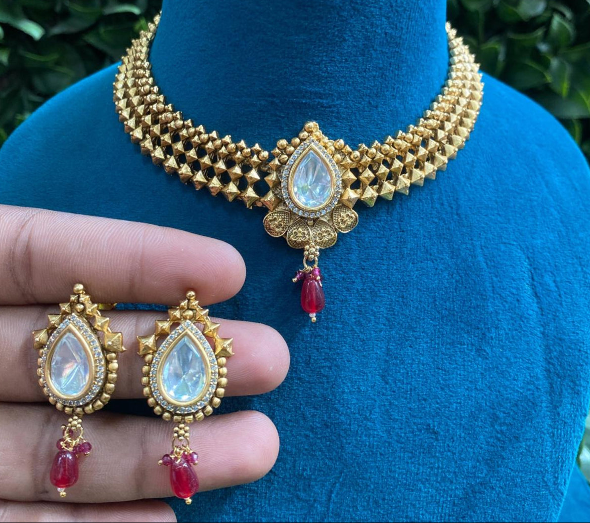 Necklace set
