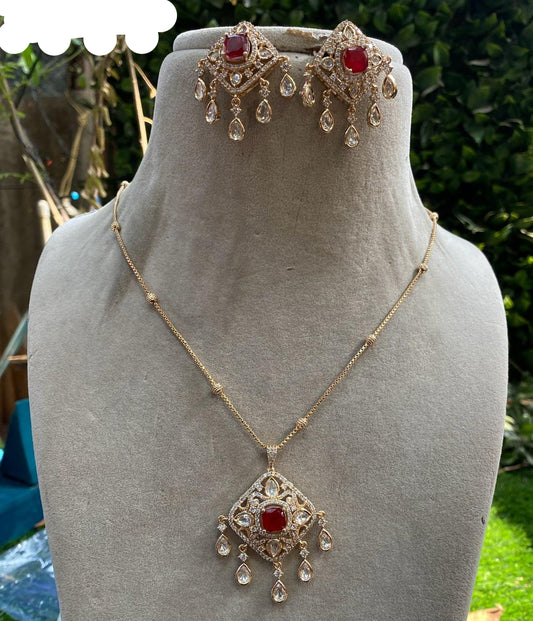 Light Weight Necklace Set