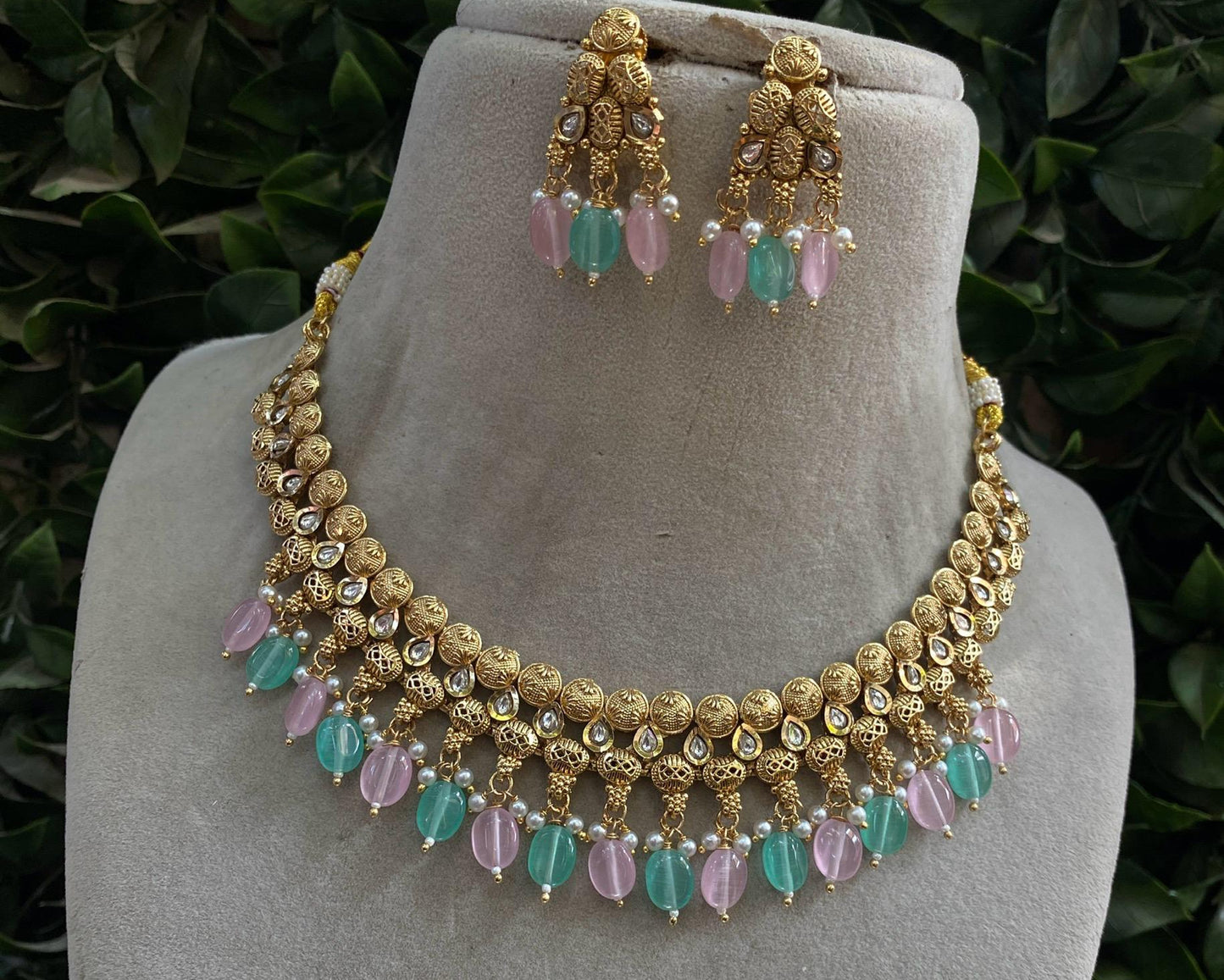 Light Weight Brass Necklace Set